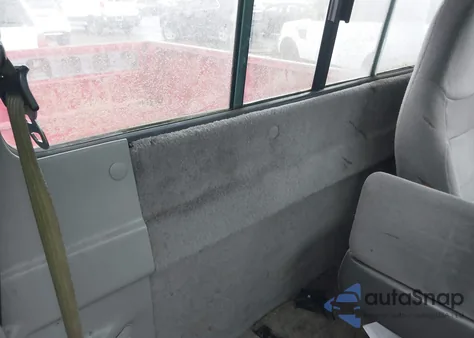 1996 Ford Ranger из США, поврежденный, VIN 1FTCR10A5TPB53194